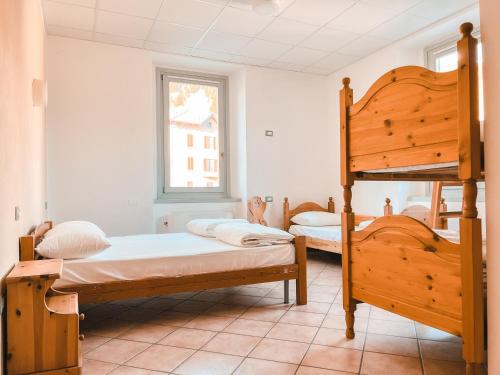 Single Bed in Dormitory Room