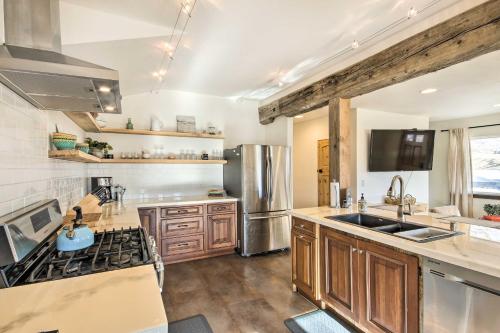 Beautiful Livingston Home with Mountain Views in Livingston, USA