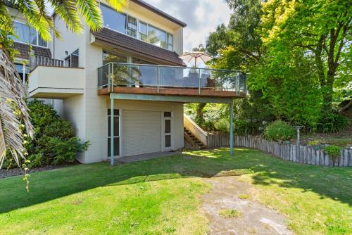 Lakeside Terrace - Taupo Holiday Home