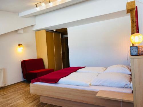 1 queen bed