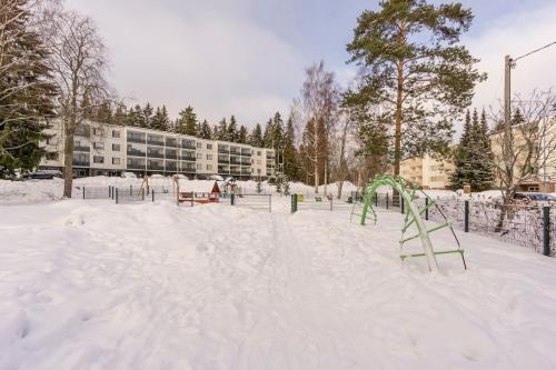 A szálláshely kívülről, Valoisa huoneisto jossa erinomaiset vuoteet. in Mikkeli