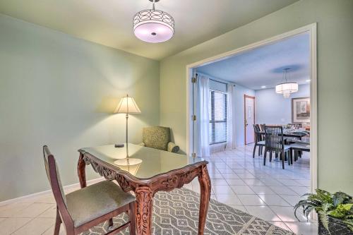 Lovely San Antonio Home about 13 Mi to Downtown! in San Antonio, USA