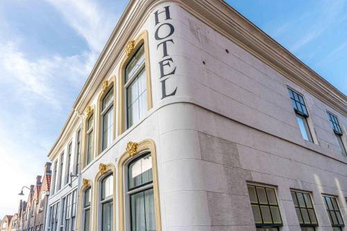 Eén Koning (Een Koning) in ซีริกเช บินเนน เดอ เฟสเทน