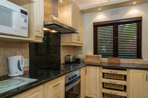 San Lameer Villa 3404 - 3 Bedroom Superior - 6 pax - San Lameer Rental Agency in סאוזברום