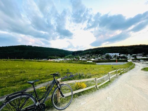 Maisonnette am Bikepark Winterberg mit Terrasse Loggia Garage near Kronenrestaurant