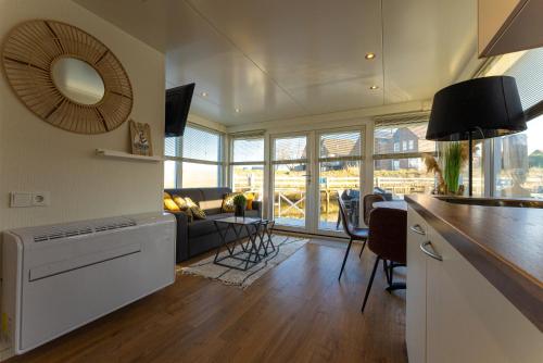  Houseboats Lemmer in Lemmer