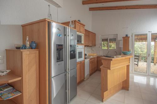 Villa with 4 bedrooms in Kato Pine with wonderful sea view private pool terrace 2 km from the beach - image 7