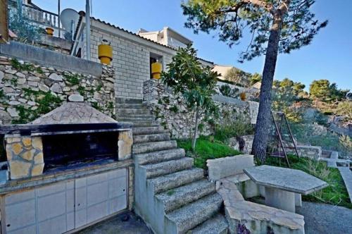 House Jakov - main image