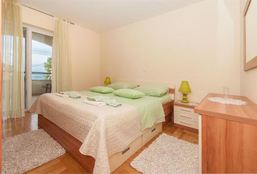 Apartment Temza - image 8