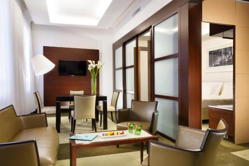 UNAHOTELS Cusani Milano