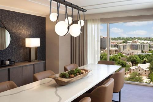 Hyatt Regency San Antonio Riverwalk - image 6