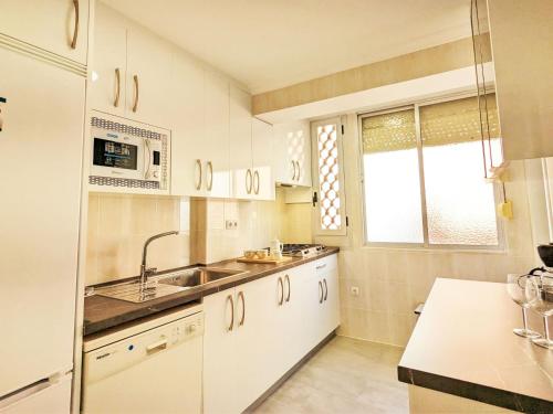 Apartment Turia Playa by Interhome in بينيدورم-كوستا بلانكا