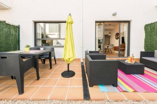 Chamberi con Jardin C by RegalateMadrid, Madrid