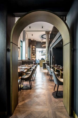 Radisson Collection Hotel, Palazzo Touring Club Milan