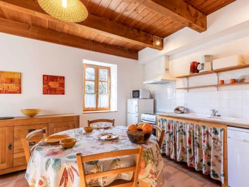 Holiday Home Le Moulin de Verfeuil by Interhome in Lussan