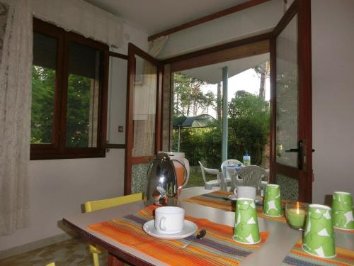  Central and bright villa with garden and parking in Bibione