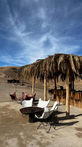 Bar/lounge, Alkamar Camp Agafay in El Arissa