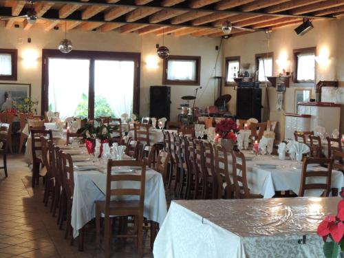 Country House Country Club - image 12
