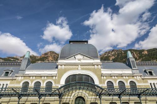 Canfranc Estación, a Royal Hideaway Hotel - Gran Lujo