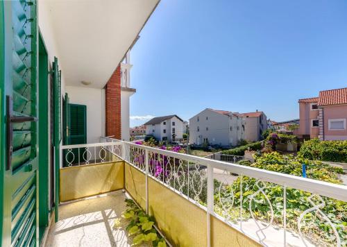 Apartment Roza - image 4