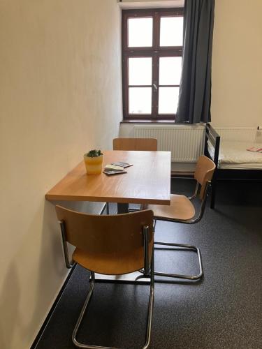 Hostel Eleven - image 10