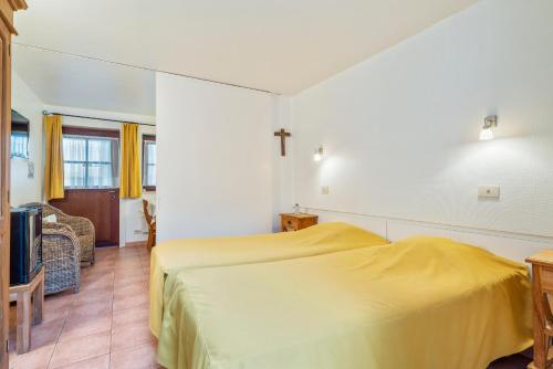 Elckerlyck Inn Hotel - image 7