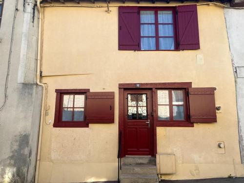 Viesnīcas āriene, La P'tite Maison et votre terrasse privé ! (La P'tite Maison et votre terrasse prive !) in Joinville