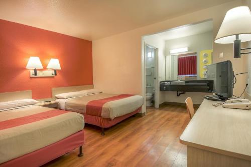 Motel 6-Chino, CA - Los Angeles Area in Chino, USA