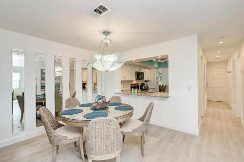 Absolute Anna Maria-Private Beach Access-Heated Pool-Water Views From Every Room - 숙소 외관