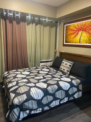 Azure Urban Staycation