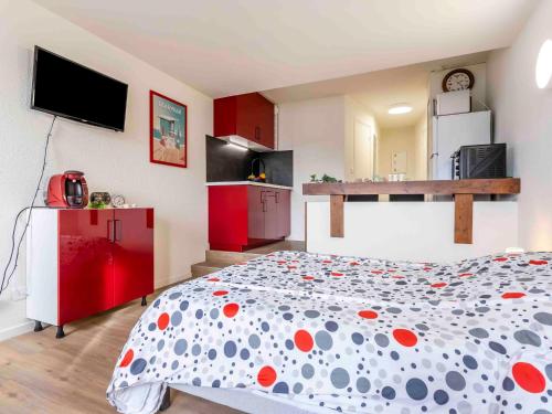 Studio Les Marinas-14 by Interhome Studio Les Marinas-14 by Interhome