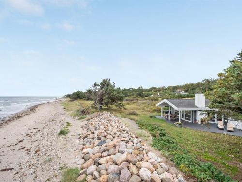  Holiday Home Pascal - 25m from the sea in Sealand by Interhome, Pension in Gilleleje