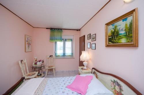 House Rita - image 10