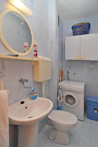 Apartment Seli - image 13