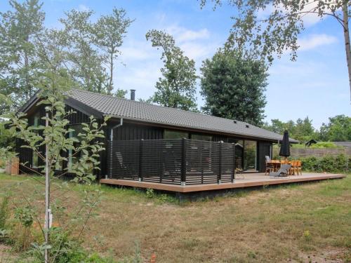 Holiday Home Ellin - 800m from the sea in Bornholm by Interhome