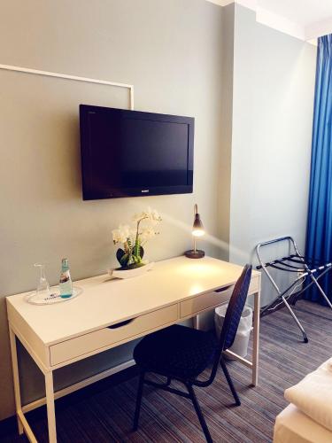 hotel photo
