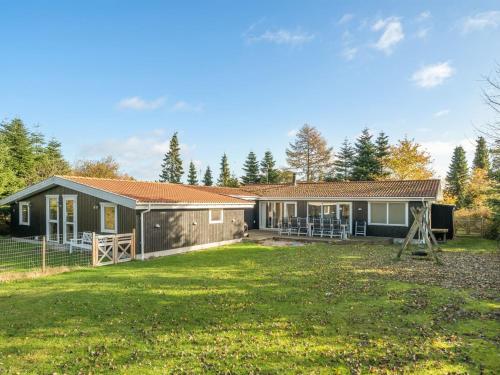  Holiday Home Len - 600m from the sea in Lolland- Falster and Mon by Interhome in Bøtø By