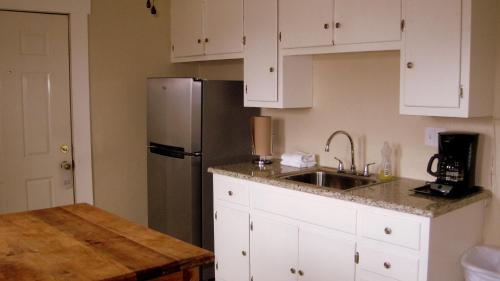 Two-Bedroom Apartment image 1