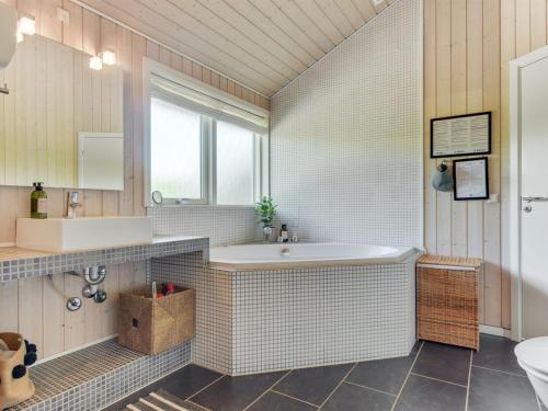 Holiday Home Fridtjof - 100m from the sea in SE Jutland by Interhome