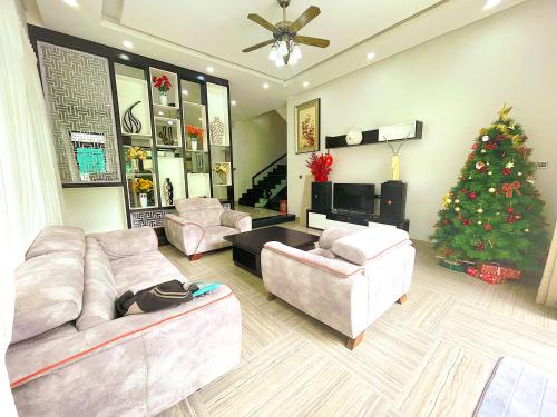 Shore Villa
