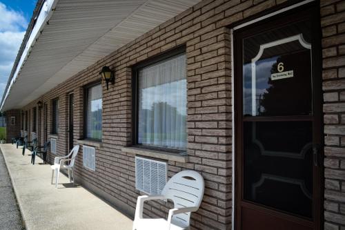 Ieeja, Lighthouse Motel in Walkerton (ON)