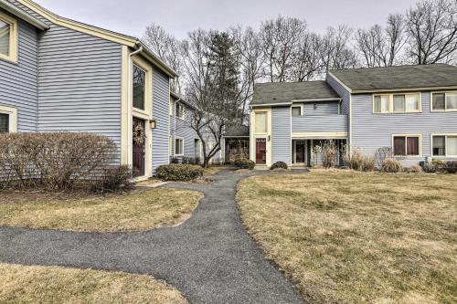 Springfield Condo, Close to Museums!, Springfield