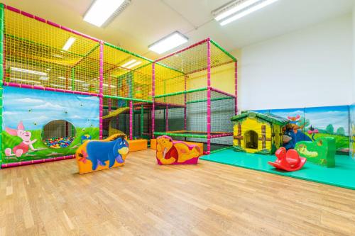 Sporthotel Cristall - image 6