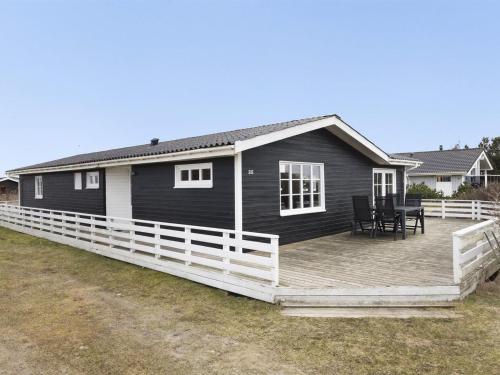 Holiday Home Aika - 500m from the sea in Western Jutland by Interhome