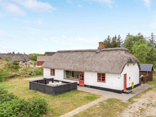  Holiday Home Agot - 3-3km from the sea in Western Jutland by Interhome, Unterkunft in Toftum