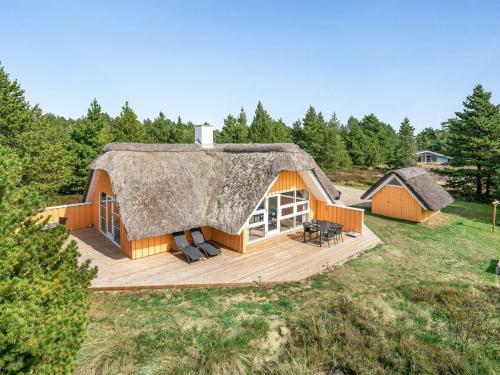 Holiday Home Wale - 3-3km from the sea in Western Jutland by Interhome