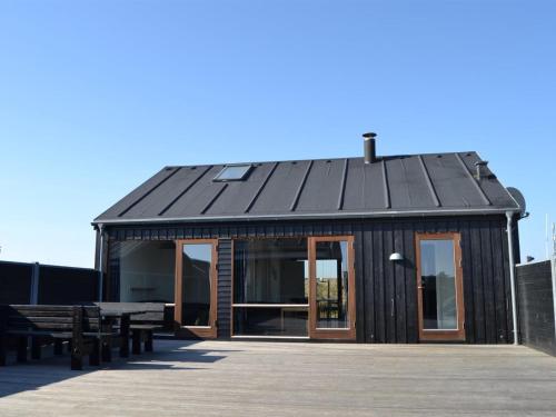 Holiday Home Elinora - 100m from the sea in Western Jutland by Interhome