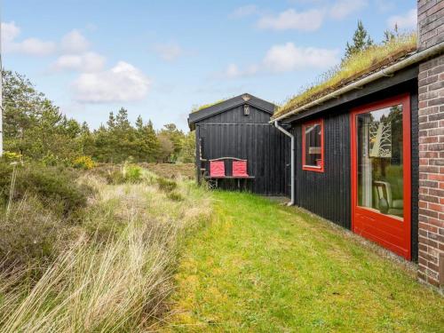 Holiday Home Kathaline - 3-4km from the sea in Western Jutland by Interhome