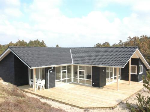 Holiday Home Tero - 450m from the sea in Western Jutland by Interhome