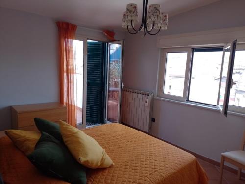One-Bedroom Apartment image 3